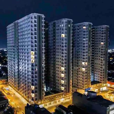 Apartement Grand Asia Afrika Bandung By House Of Tofi Exterior foto
